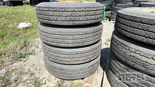 (4) 11R24.5 tires